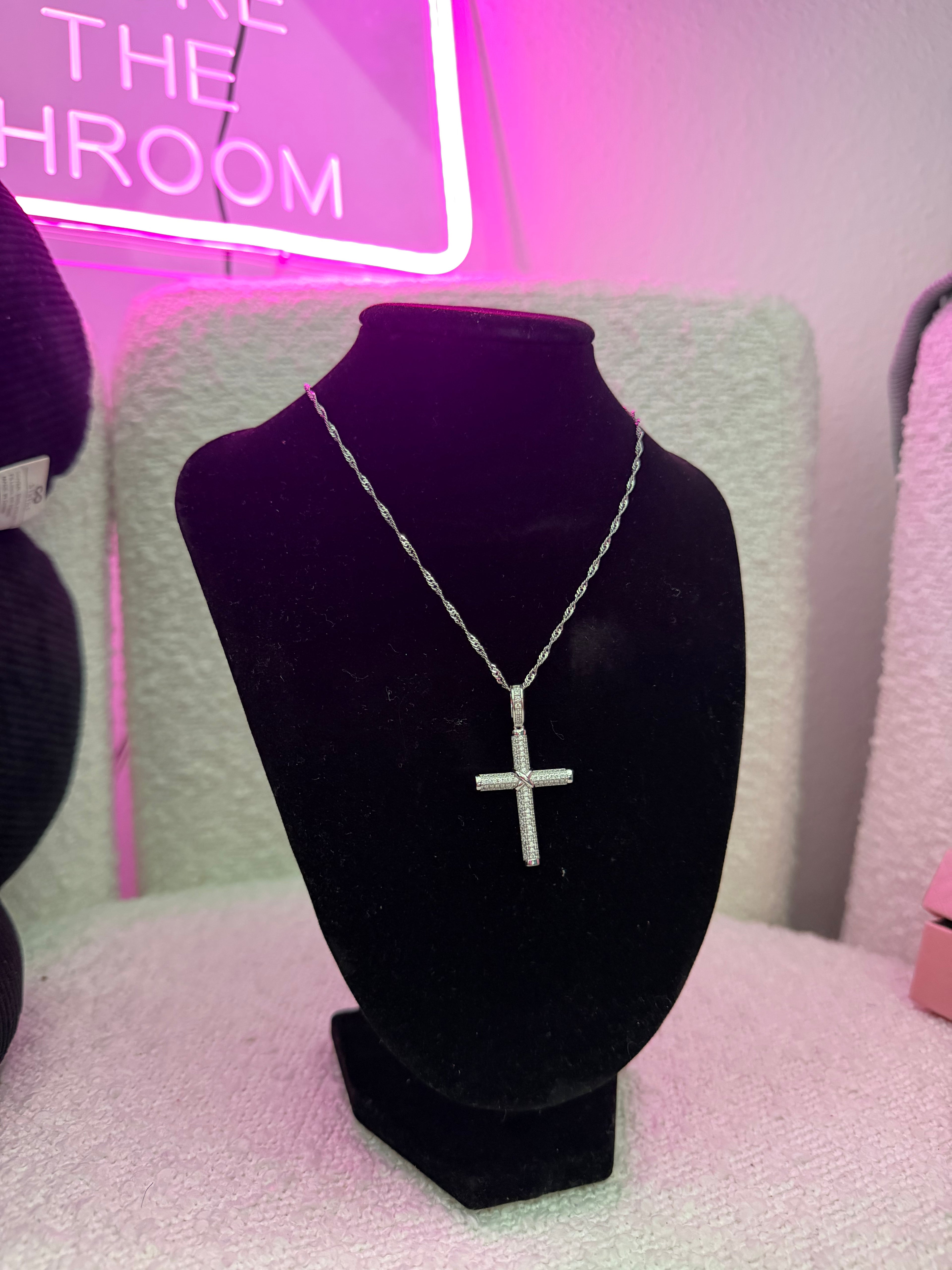 Dmnd Cross Necklace