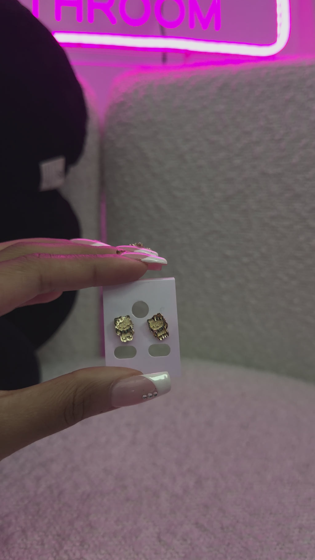 Mini HK Studs